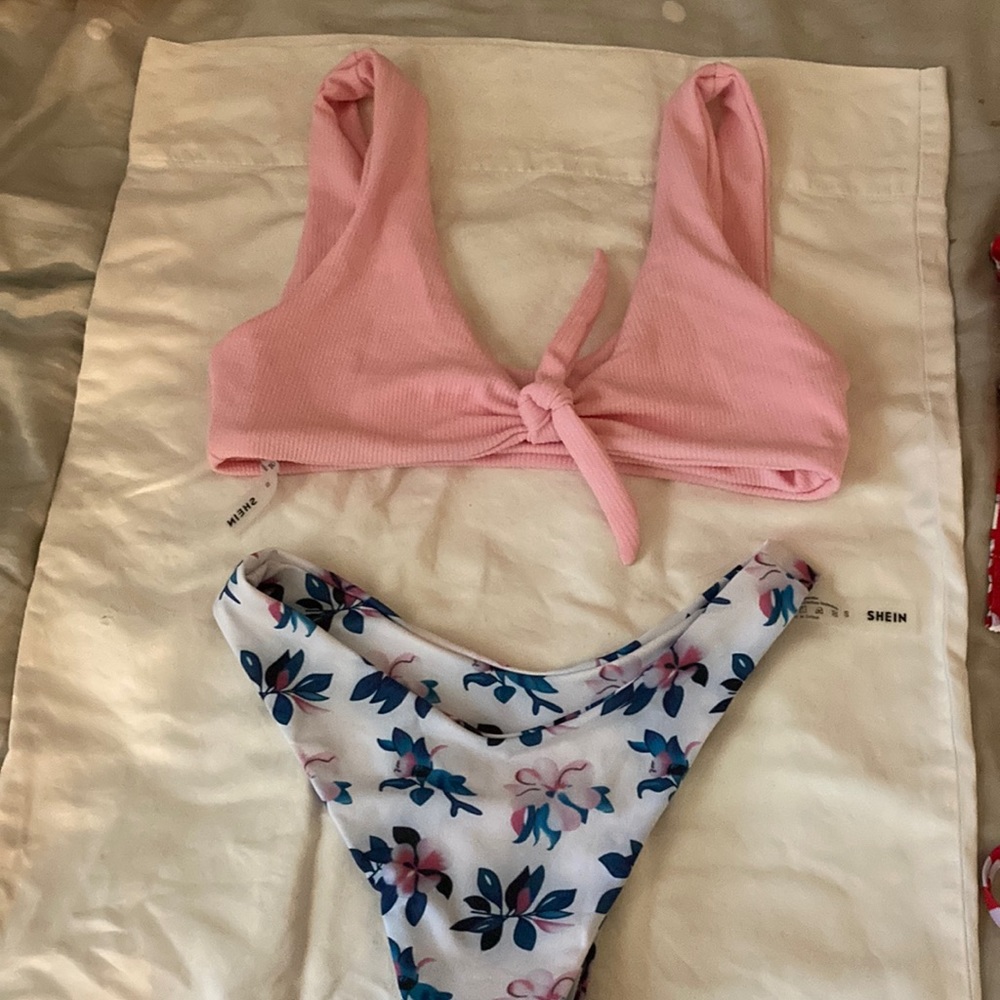 High cut bikini